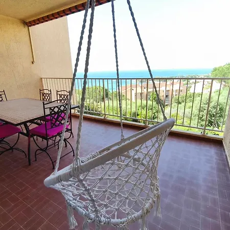 Apartment Spacious Near The Sea *